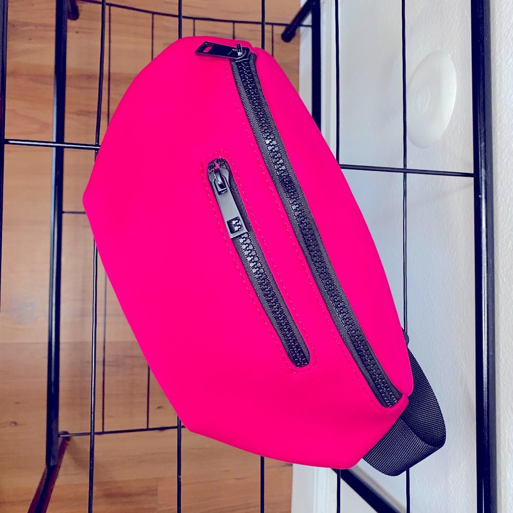 Women’s Fanny Pack from Forever 21 Brand New